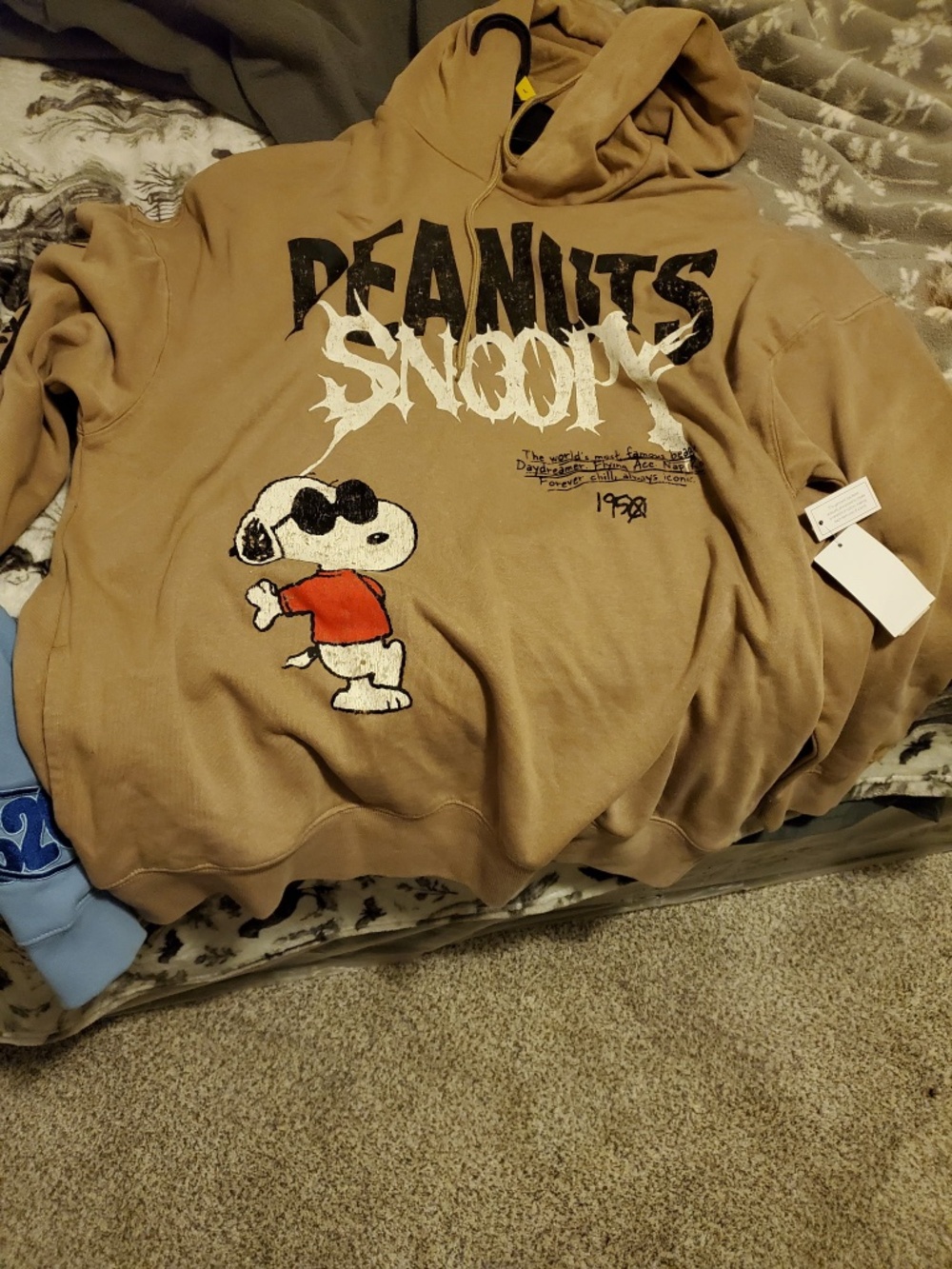 #720 girls hoodie peanuts Snoopy